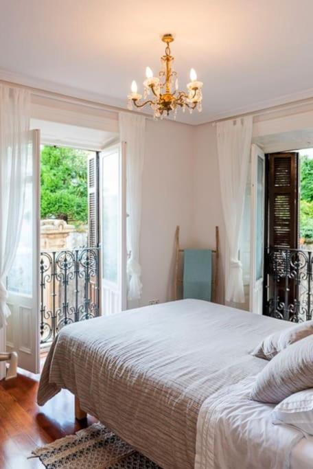 Villa Colonial Jardin Algorta Centro Puerto Viejo Getxo Zewnętrze zdjęcie